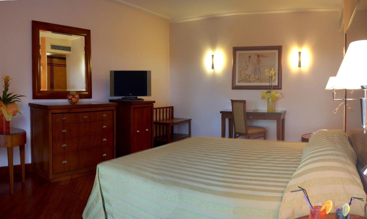 Versilia Palace Hotel Marina di Pietrasanta Esterno foto