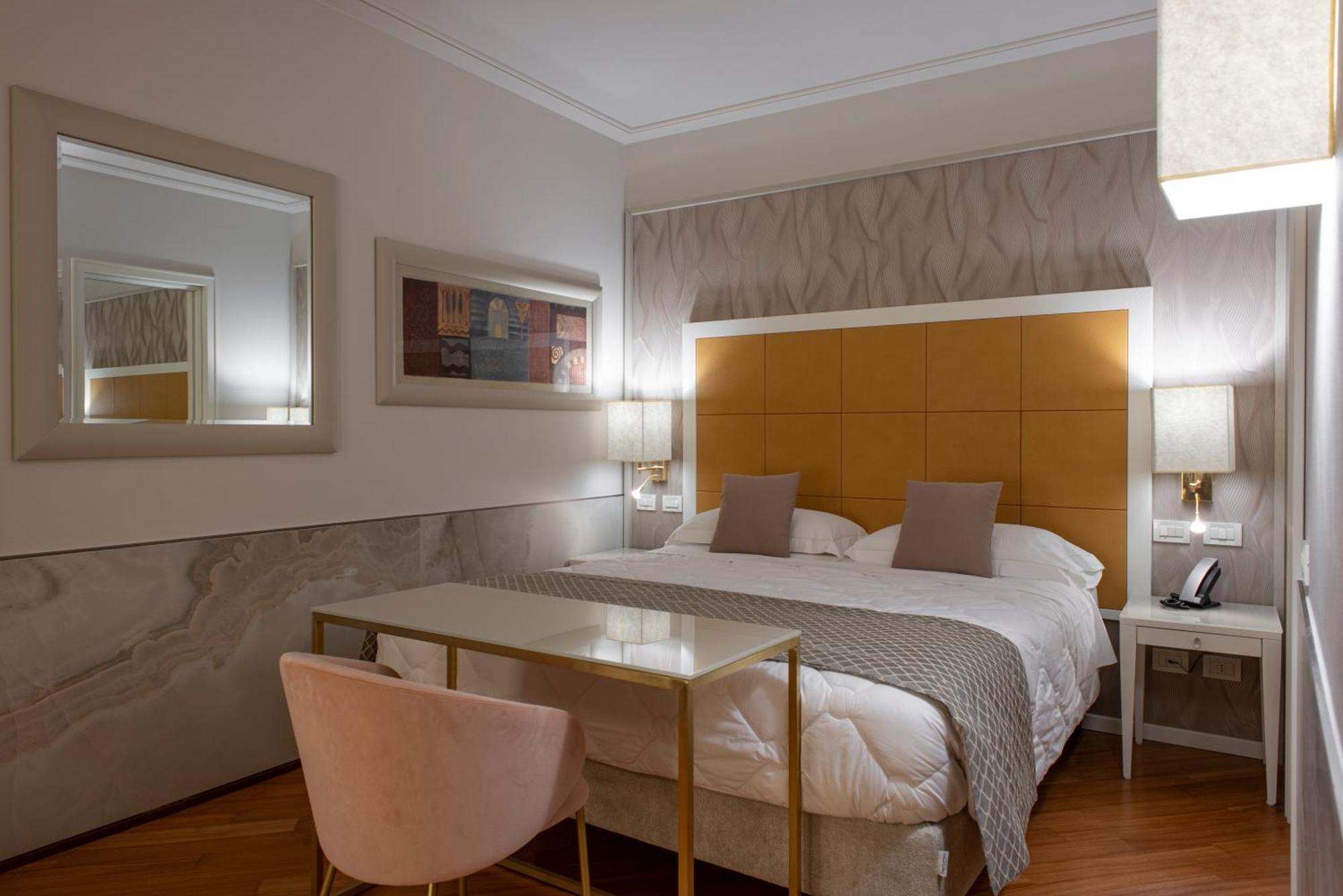Versilia Palace Hotel Marina di Pietrasanta Esterno foto