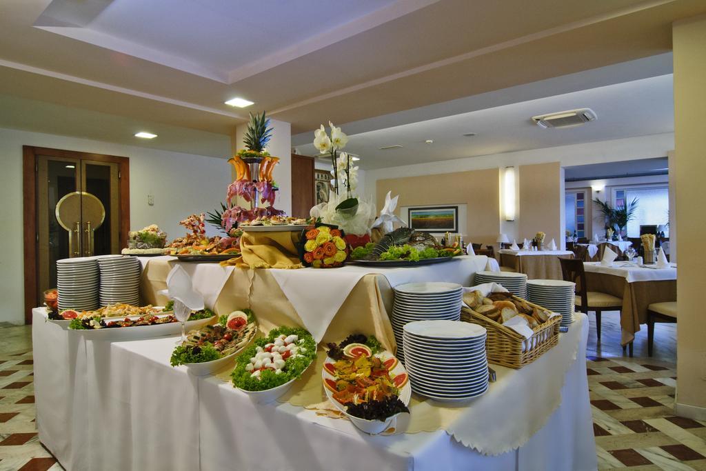 Versilia Palace Hotel Marina di Pietrasanta Esterno foto